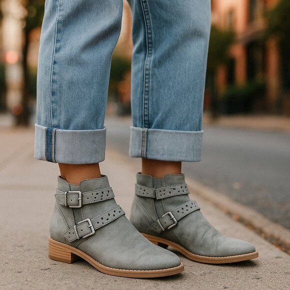 ROCKET DOG Gray Moto Ankle Boots 8 Cutout Vegan Suede Strappy Buckles Punk Goth - Picture 15 of 15